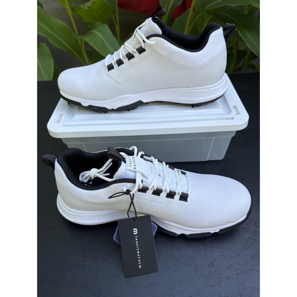 TravisMathew The Ringer 2.0 1MAA564-1WHT Men 8.5M White Spiked Golf Shoe NWOB